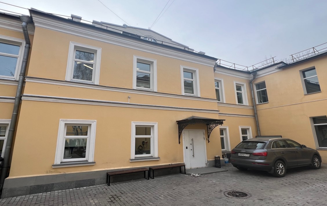 фасад дома, здание по адресу г Москва, Калашный пер, д 12 стр 2